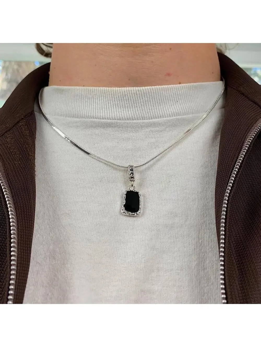 Y2k style Silver Rope Chain jewel pendant necklace. Chain is unisex. 17.5-19.5